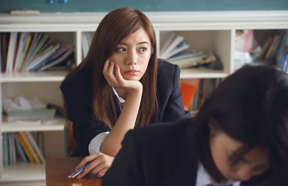 People Share What Happened To The “Weird Kid” At School 