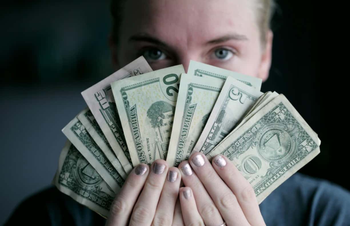 People Share The Stupidest Thing They Spent Tons Of Money On 