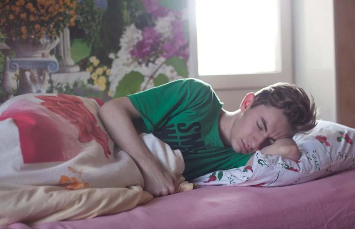 People Share The Funniest Things They’ve Heard Someone Say In Their Sleep