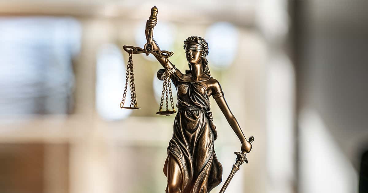 These Real-Life Courtroom Dramas Are So Juicy They Should Be Illegal