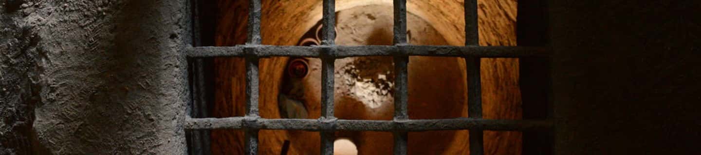24 Torturous Facts About Prisons and Dungeons