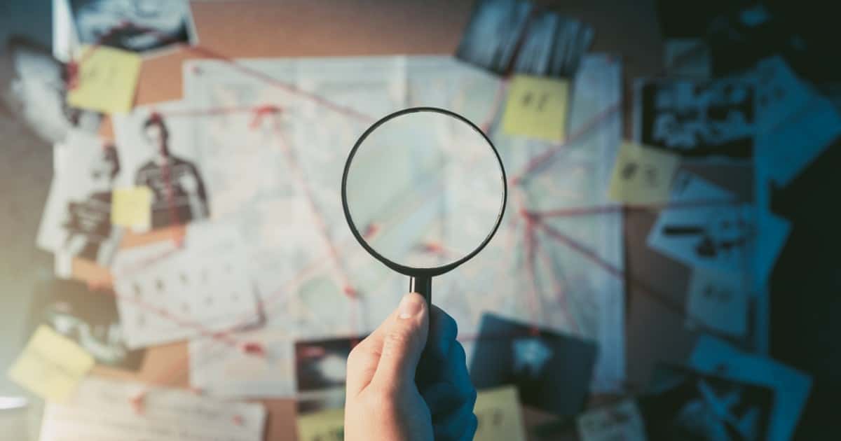 Terrified People Share History's Creepy Unsolved Mysteries