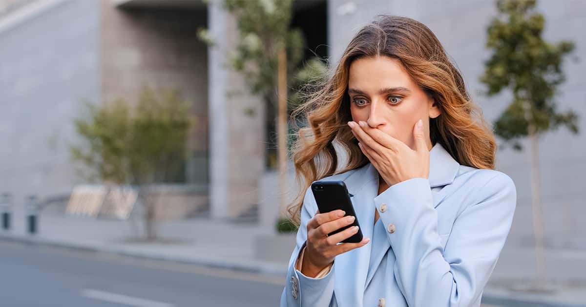 These Horrible Online Dating Stories Made Us Delete Every App
