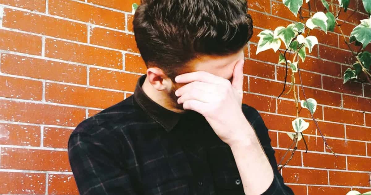 Embarrassed People Share Moments They Will Never Speak Of Again