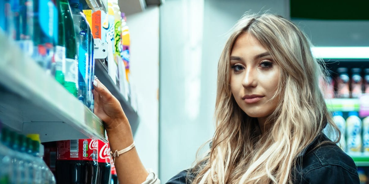 Retail Workers Share Their Worst GTFO Moments With A Customer