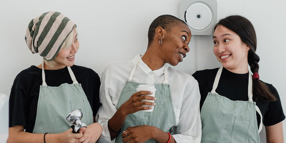 People Share the Juiciest Gossip They Know About Other People