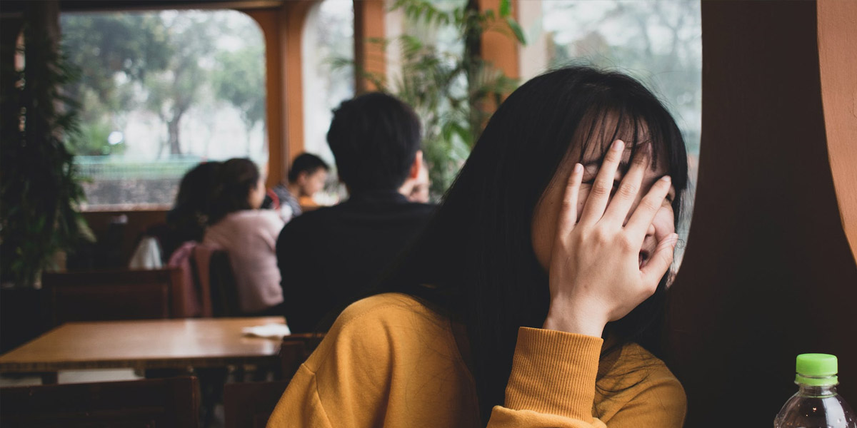 Introverts Share The Absolutely Ridiculous Things They've Done To Avoid Human Interaction