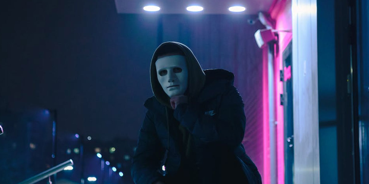 Stranger Danger: These Chilling Encounters Creeped Us Out Big Time