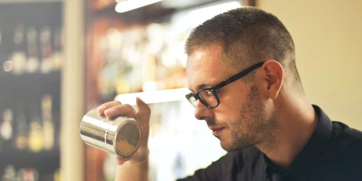 Bartenders Share The Craziest Things That Have Ever Happened At Their Bars