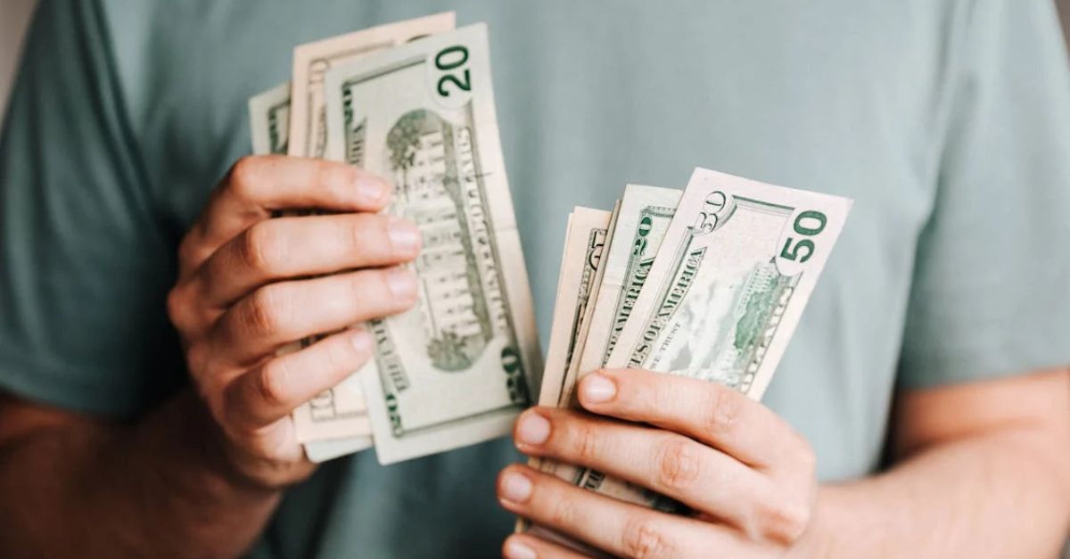 Hacks To Save Money On Groceries Without Sacrificing Quality
