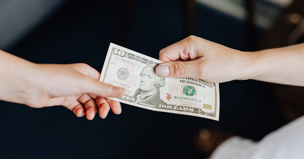 36 Things Frugal People Never Do