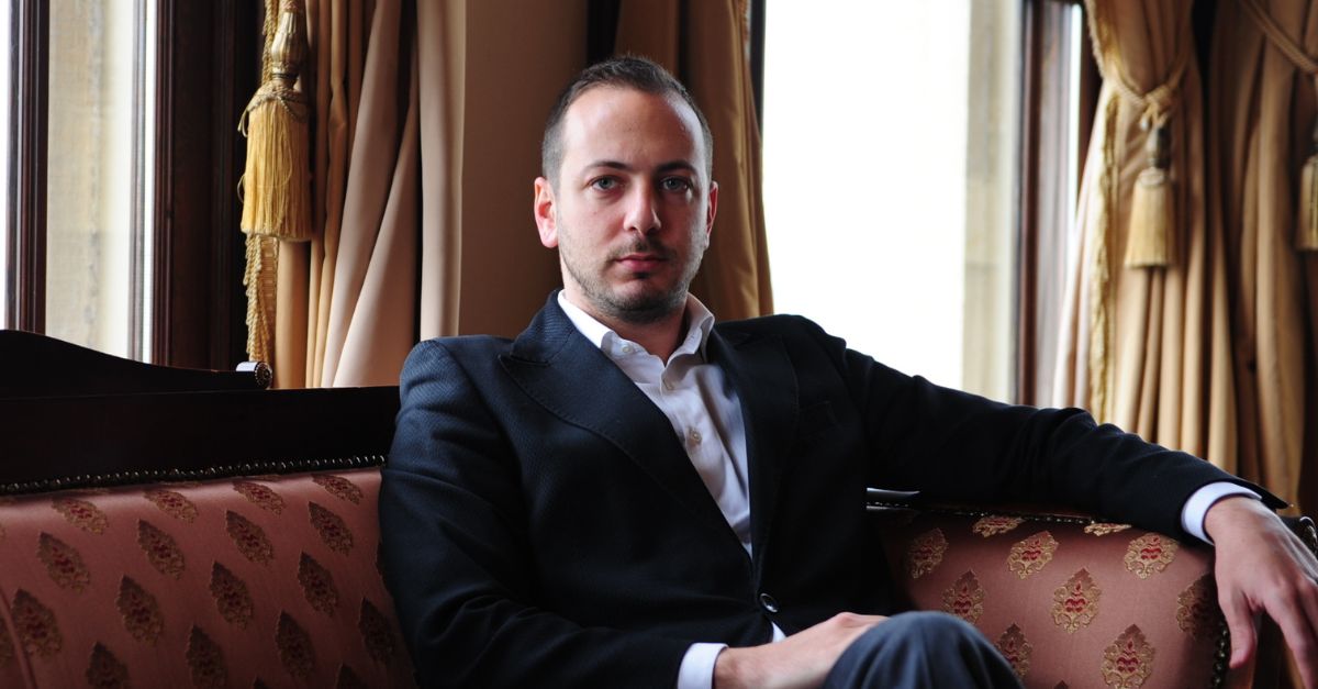 Habits That Upper Class People Think Are Normal, But Make The Middle Class Uncomfortable