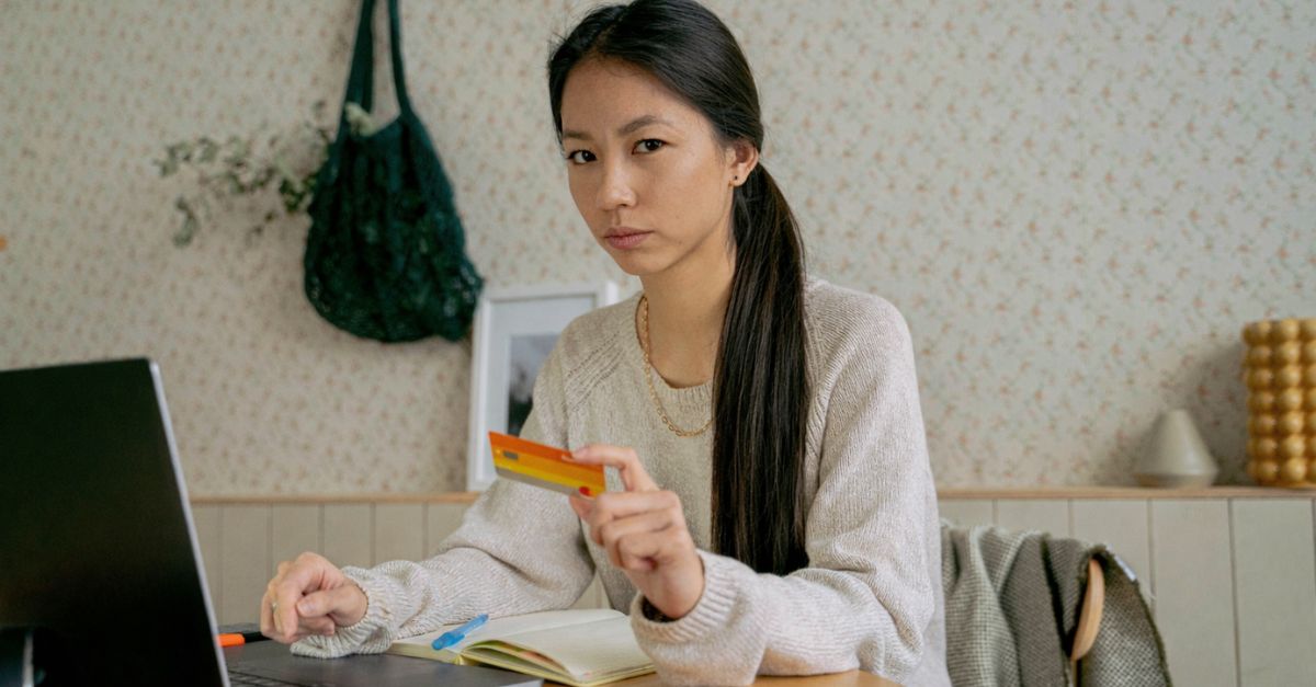 Relative credit fraud