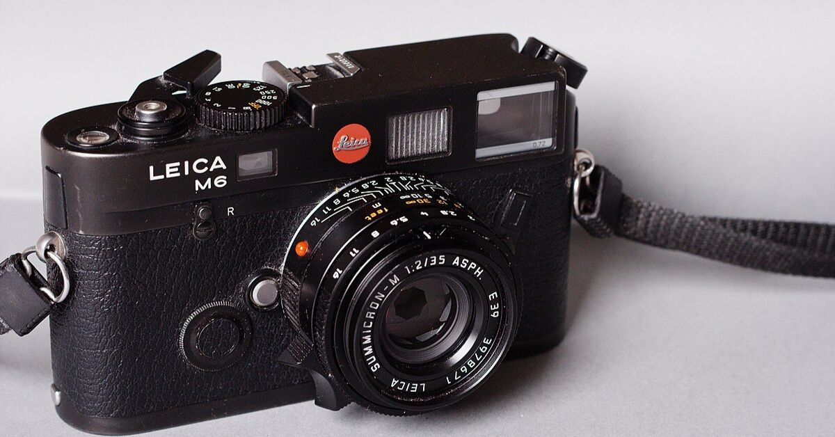 Items Your Grandma May Own That Are Actually Worth Big Bucks