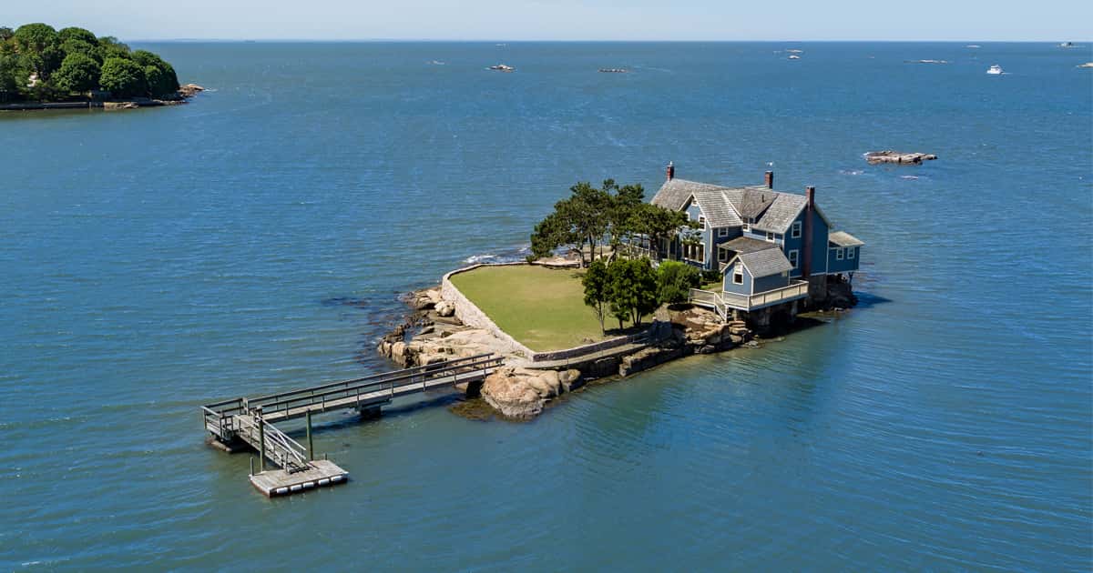 This Private Island In The U.S. Is On Sale For 1.3 Million